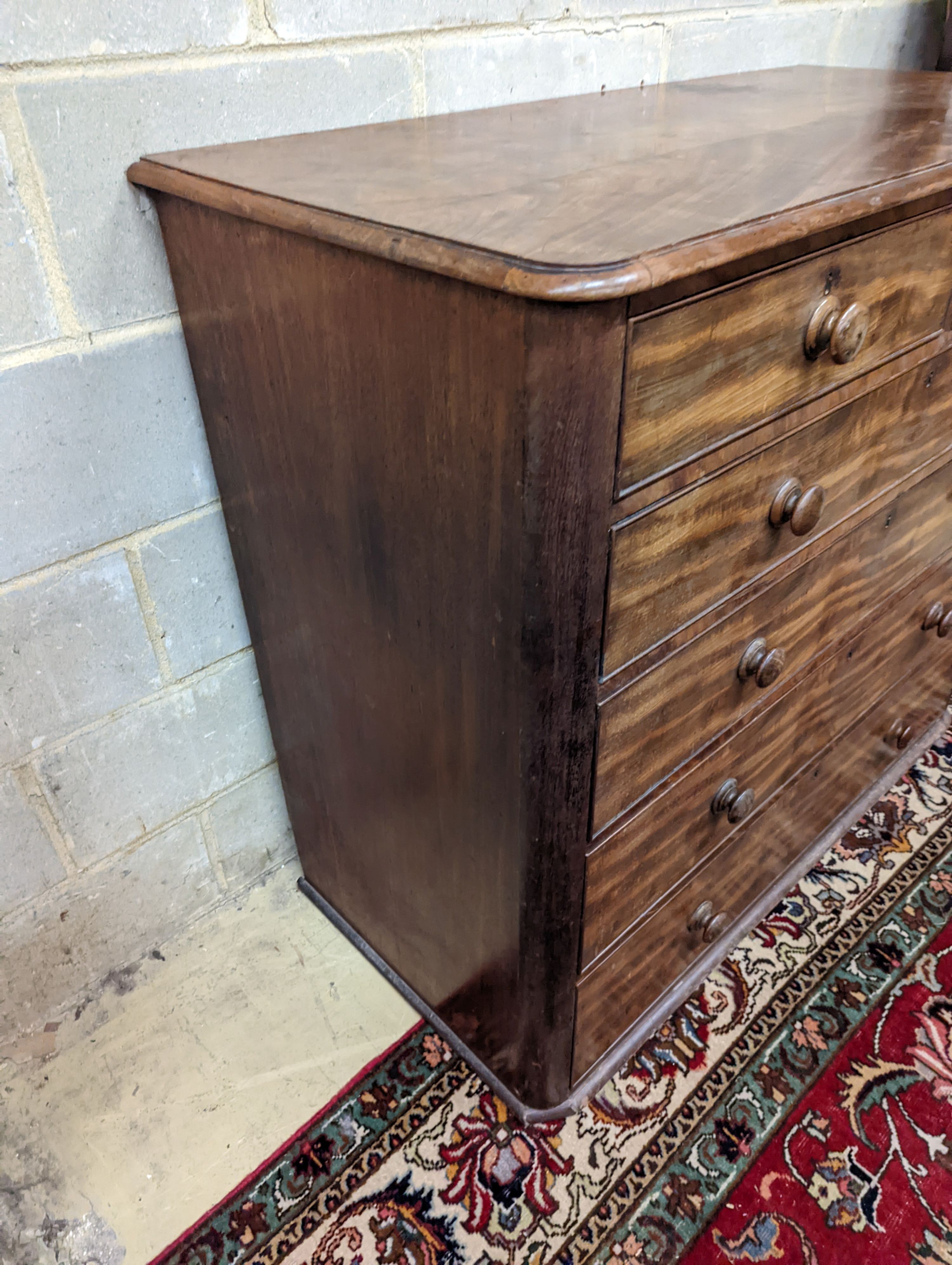 A Victorian mahogany chest of two short and four long drawers. (No feet) W-120cm, D-58cm, H-107cm.